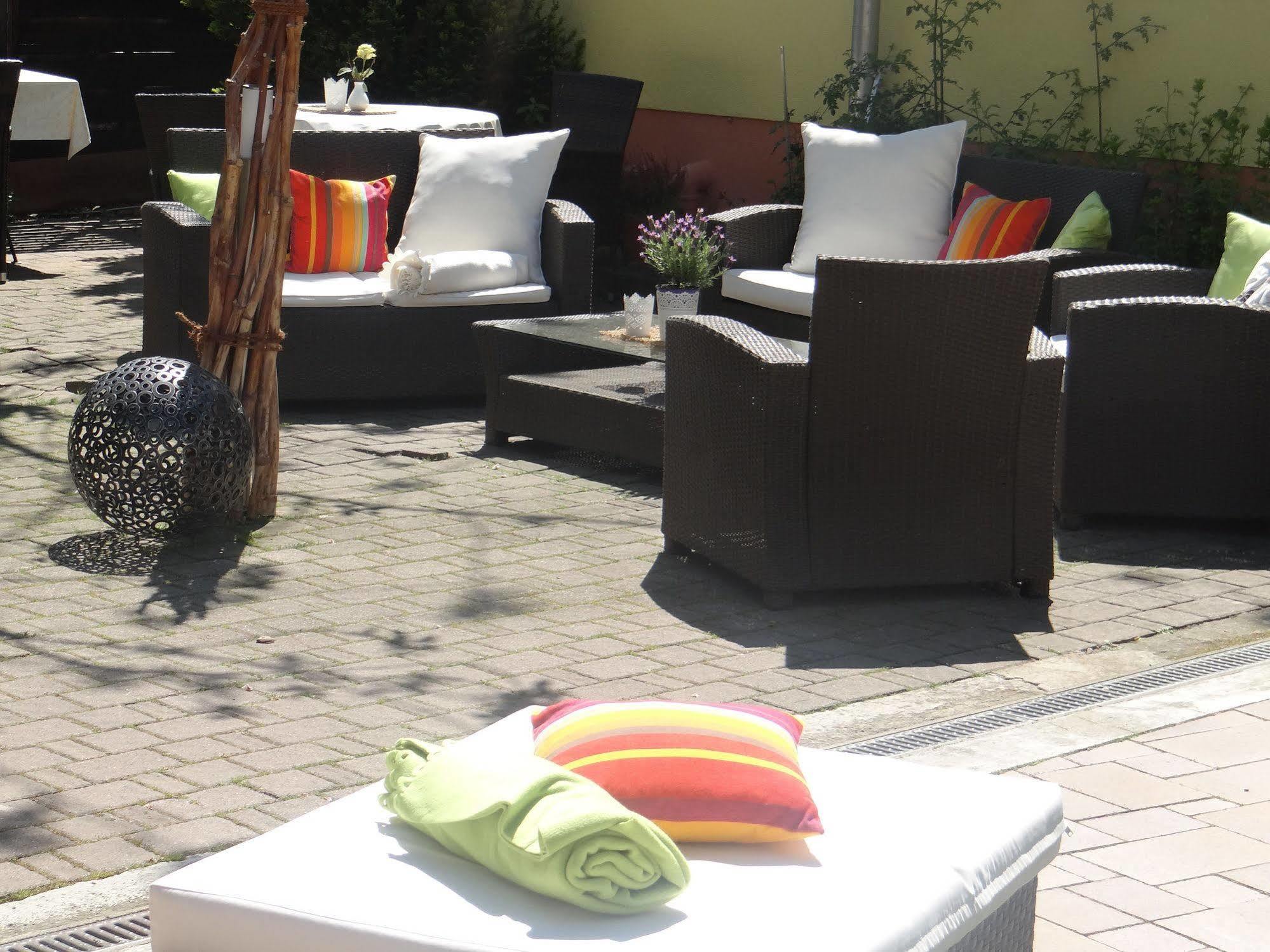 Hotel Schützenhof mit Loungegarten Bürstadt Exterior foto